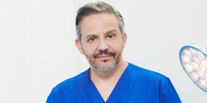 Cirujanos capilares en Valladolid - Foto del Dr. Yane