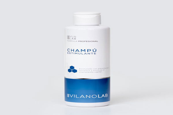 Presentación comercial del champú estimulante y anticaída de Vilanolabs