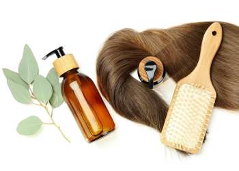 aceite de romero en el cabello