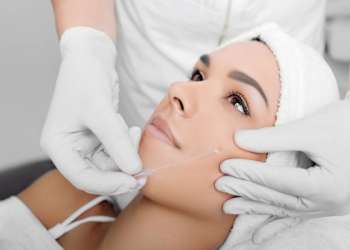 Los 3 mejores cirujanos de lifting facial en España