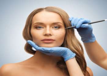 Los 3 mejores cirujanos de lifting facial en Madrid